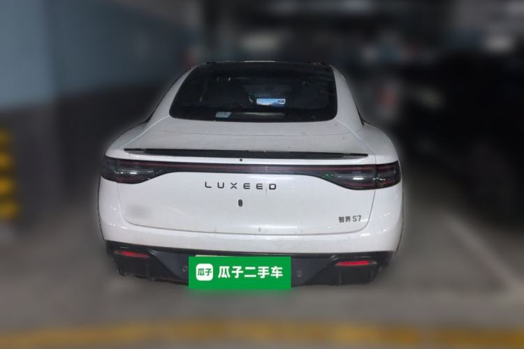 Used Hima Luxeed S7 2025 705 km Pro Rear