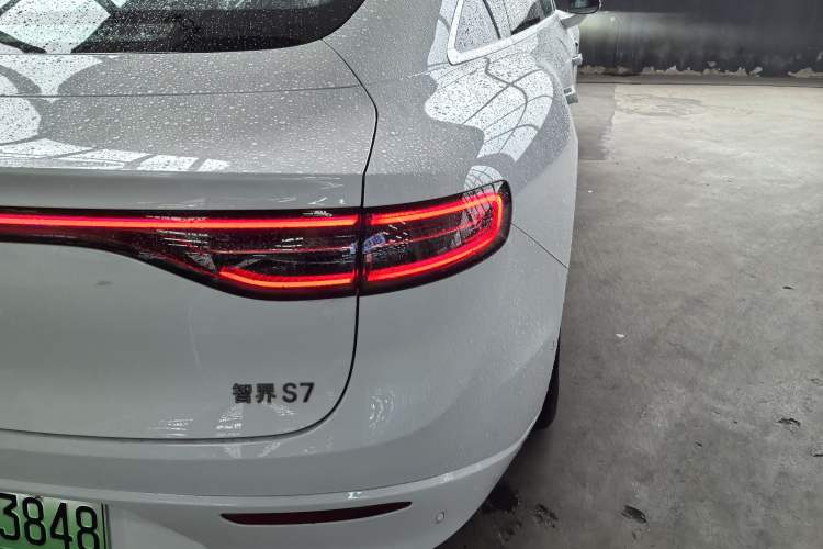 Used Hima Luxeed S7 2025 855 km Max Right Rear Taillight