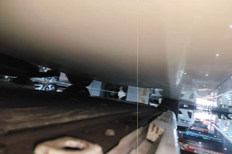 Used Hima Luxeed S7 2025 855 km Max Right Side Sill