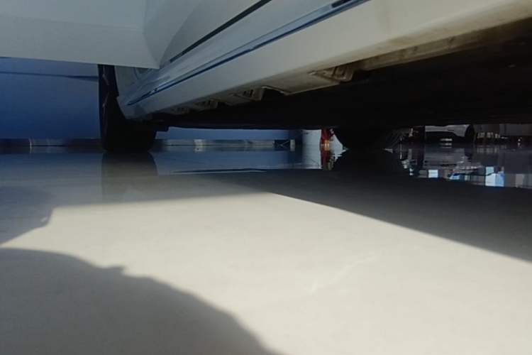 Used Hima Luxeed S7 2025 855 km Max Right Side Sill