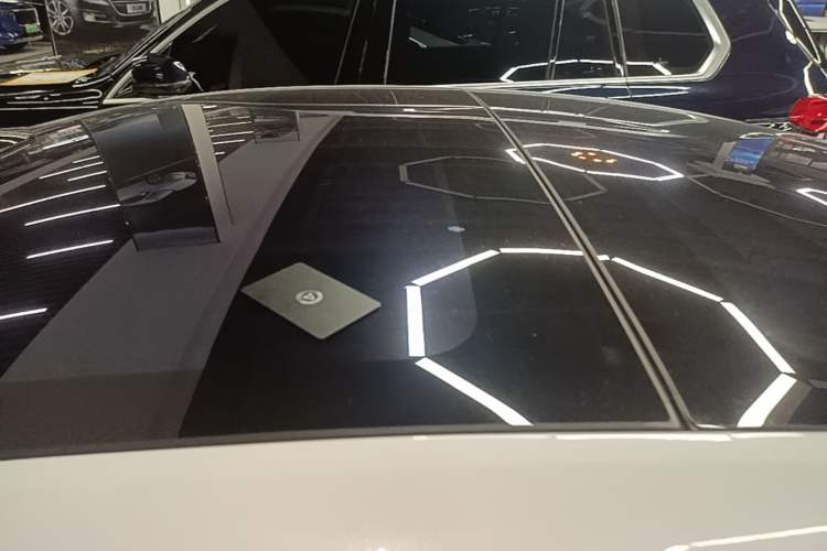 Used Hima Luxeed S7 2025 855 km Max Roof