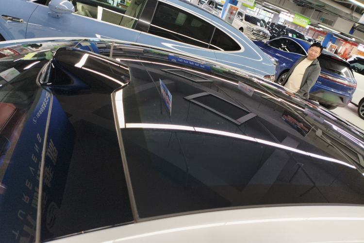 Used Hima Luxeed S7 2025 855 km Max Roof