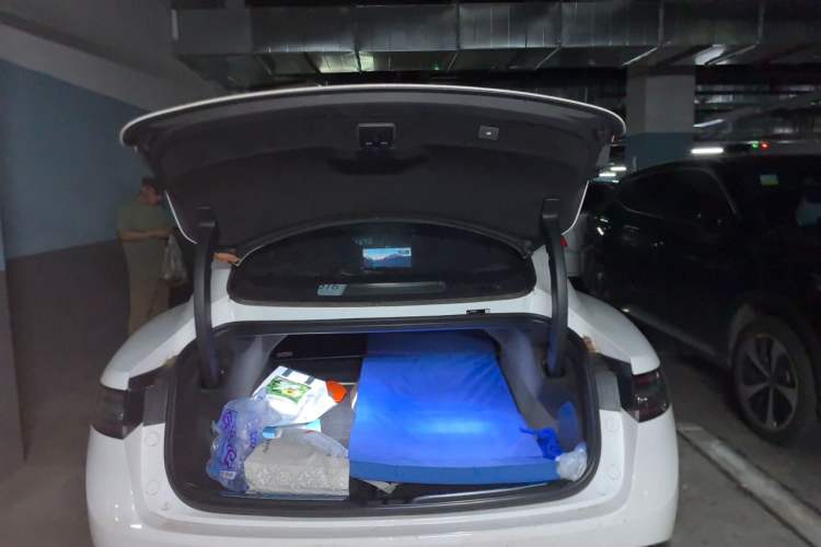 Used Hima Luxeed S7 2025 705 km Pro Trunk