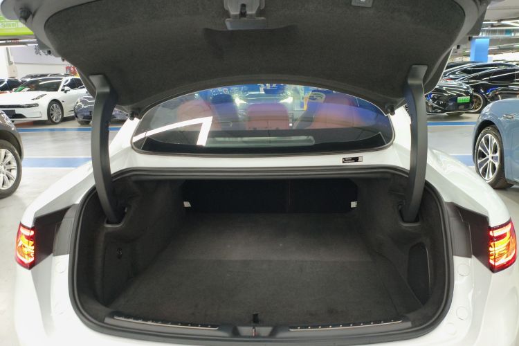 Used Hima Luxeed S7 2025 855 km Max Trunk