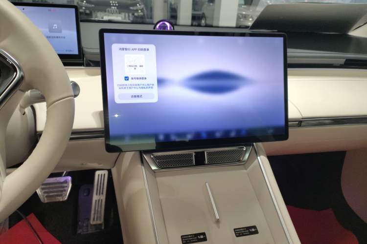 Used Hima Luxeed S7 2025 705 km Pro Audio And AC Panel
