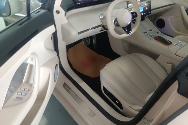 Used Hima Luxeed S7 2025 855 km Max Driver Seat