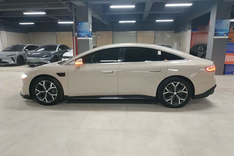 Used Hima Luxeed S7 2025 705 km Pro Exterior 3