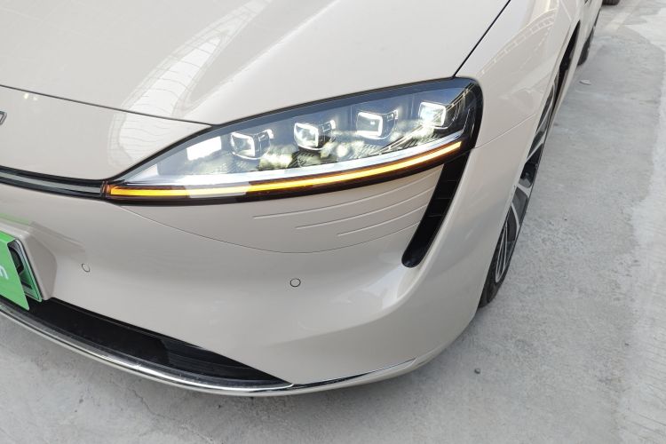 Used Hima Luxeed S7 2025 855 km Max Left Front Headlight