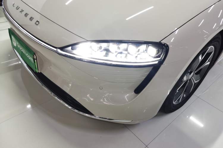 Used Hima Luxeed S7 2025 855 km Max Left Front Headlight