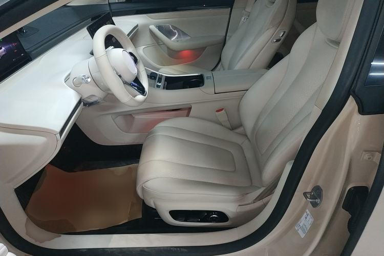 Used Hima Luxeed S7 2025 705 km Pro Left Front Seat