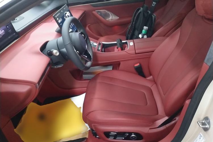 Used Hima Luxeed S7 2025 705 km Max Left Front Seat