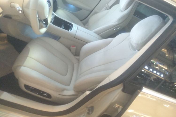 Used Hima Luxeed S7 2025 855 km Max Left Front Seat