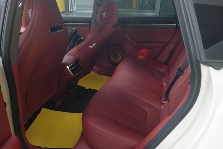 Used Hima Luxeed S7 2025 705 km Max Left Rear Seat