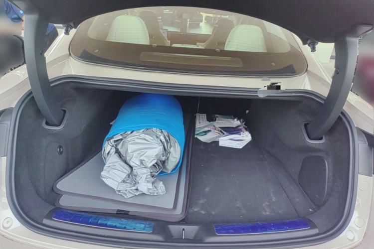 Used Hima Luxeed S7 2025 855 km Max Trunk
