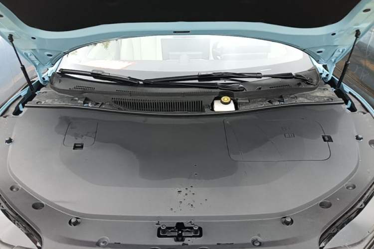 Used Hima Luxeed S7 2026 Model Max Engine Bay
