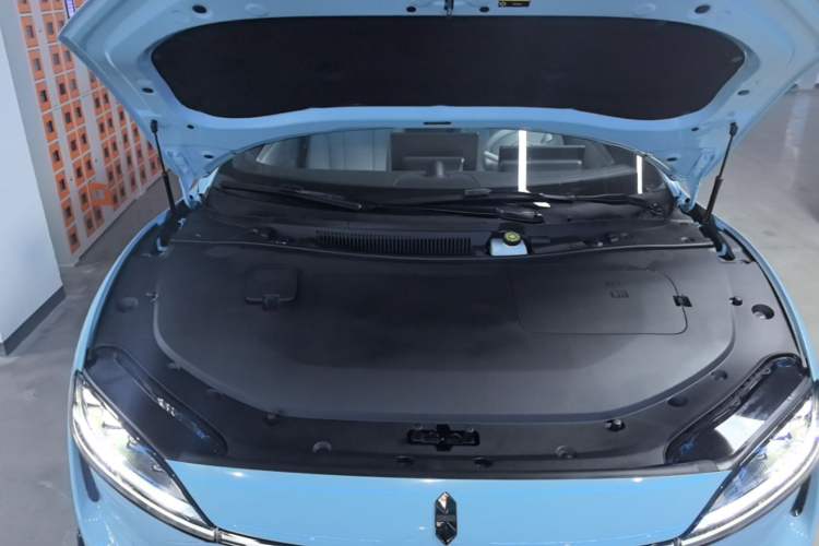 Used Hima Luxeed S7 2026 Model Max+ Engine Bay