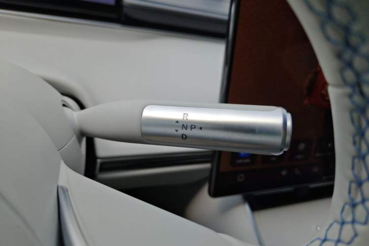 Used Hima Luxeed S7 2026 Model Max+ Gear Lever