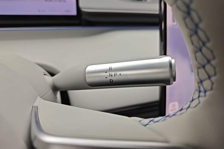 Used Hima Luxeed S7 2026 Model Max+ Gear Lever