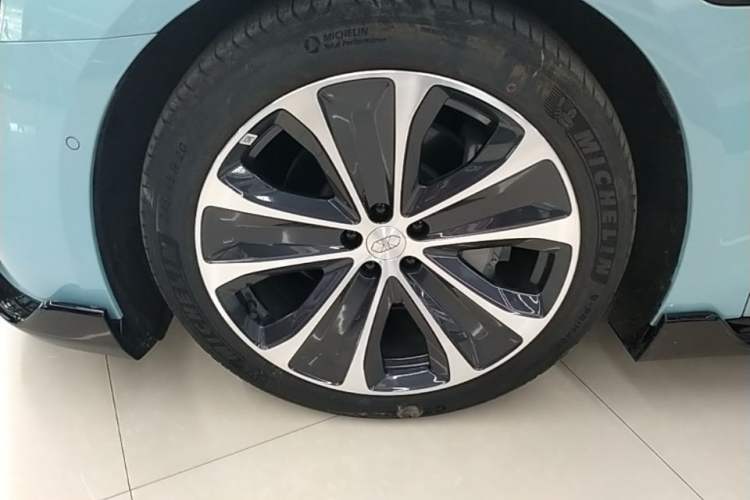 Used Hima Luxeed S7 2026 Model Max+ Left Front Wheel Hub