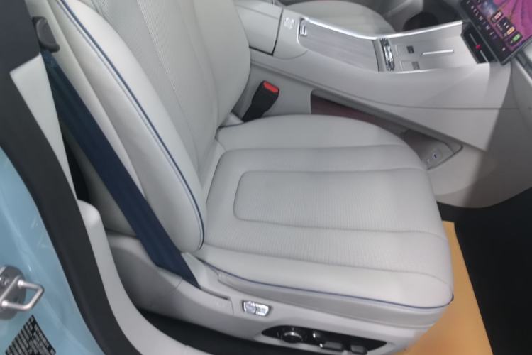 Used Hima Luxeed S7 2026 Model Max+ Right Front Seat