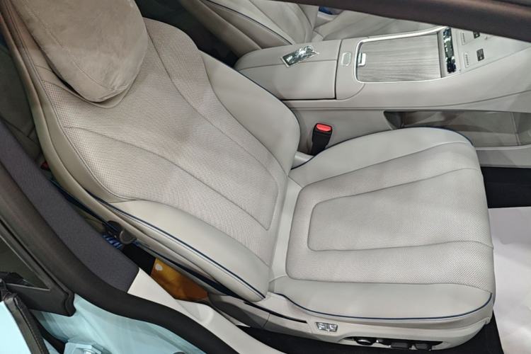 Used Hima Luxeed S7 2026 Model Max+ Right Front Seat