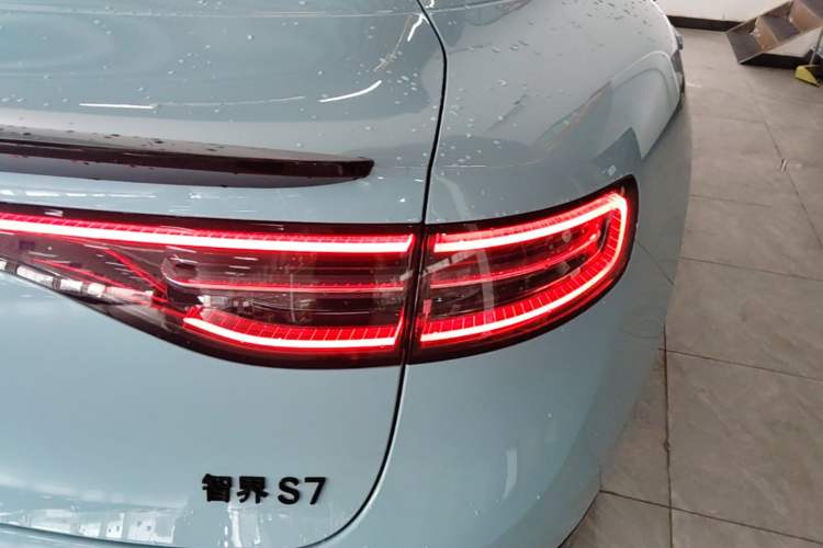 Used Hima Luxeed S7 2026 Model Max+ Right Rear Taillight
