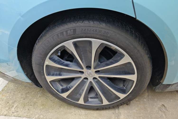 Used Hima Luxeed S7 2026 Model Max+ Right Rear Wheel Hub