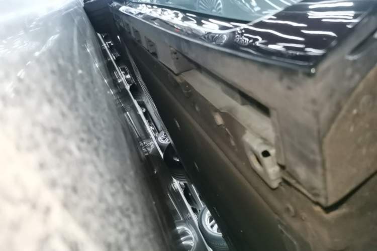 Used Hima Luxeed S7 2026 Model Max+ Right Side Sill