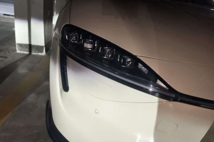 Used Hima Luxeed S7 2026 Model Max+ Right Front Headlight