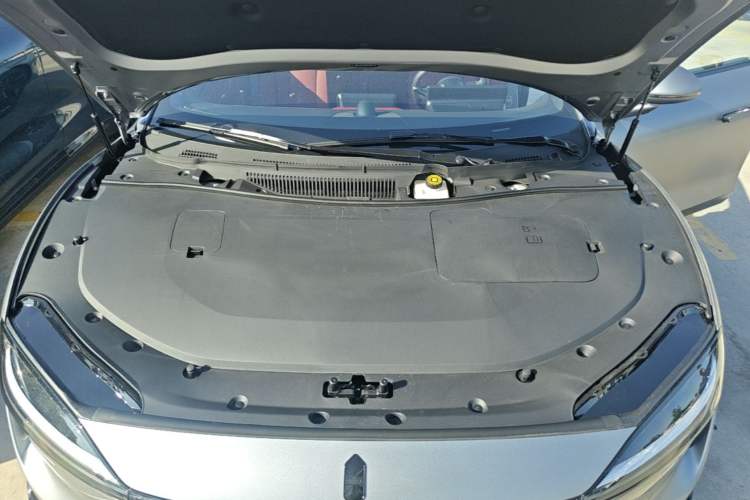 Used Hima Luxeed S7 2026 Model Ultra Engine Bay