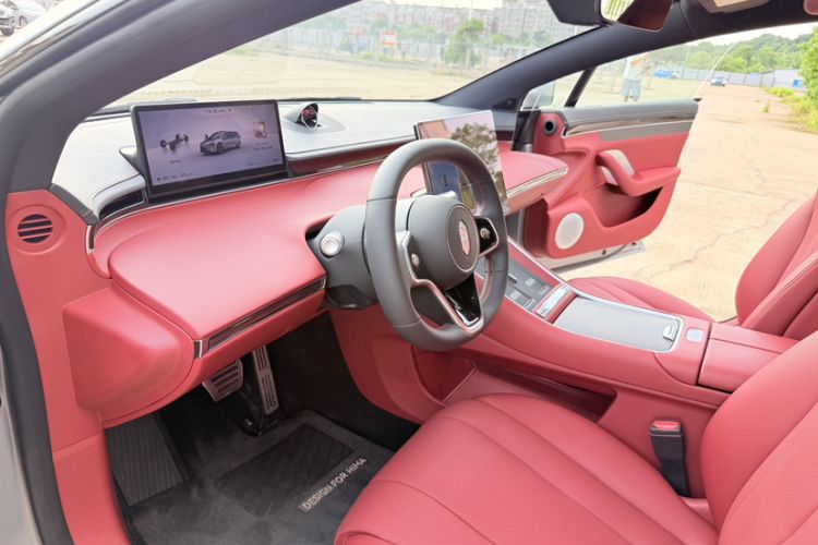 Used Hima Luxeed S7 2026 Model Max Interior 2