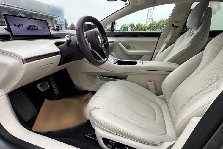 Used Hima Luxeed S7 2026 Model Max Interior 2