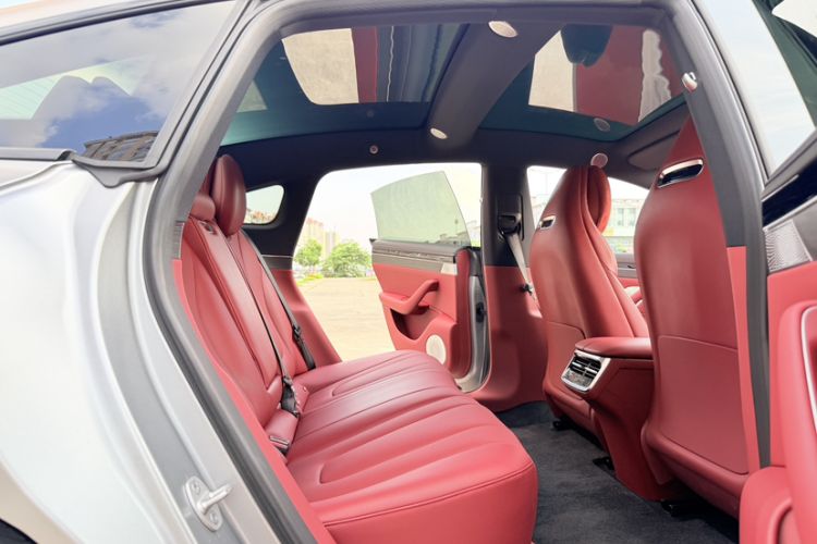 Used Hima Luxeed S7 2026 Model Max Interior 9