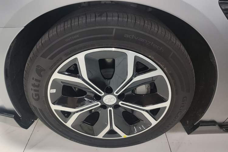 Used Hima Luxeed S7 2026 Model Max Left Front Wheel Hub