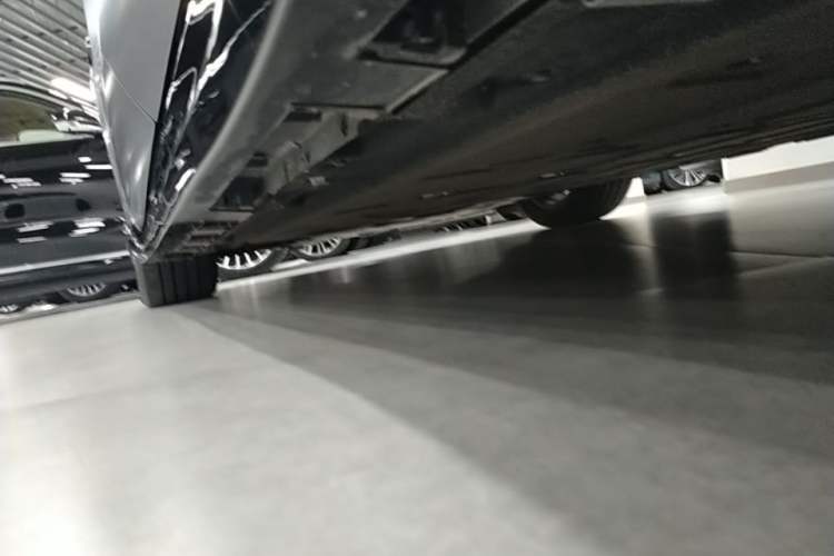 Used Hima Luxeed S7 2026 Model Max Left Side Sill