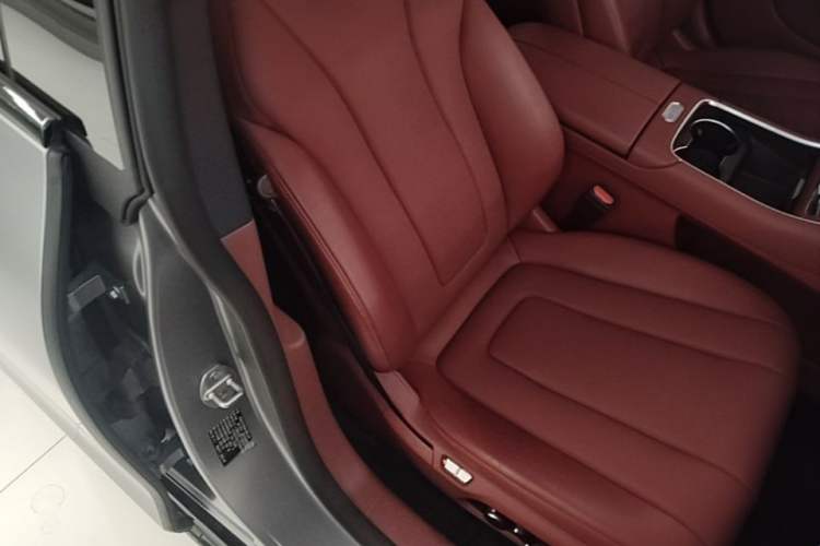 Used Hima Luxeed S7 2026 Model Ultra Right Front Seat