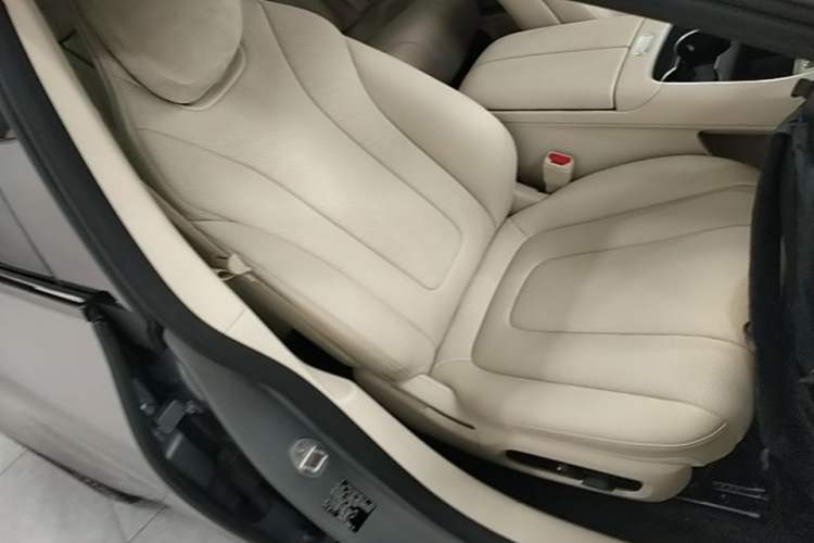 Used Hima Luxeed S7 2026 Model Max Right Front Seat