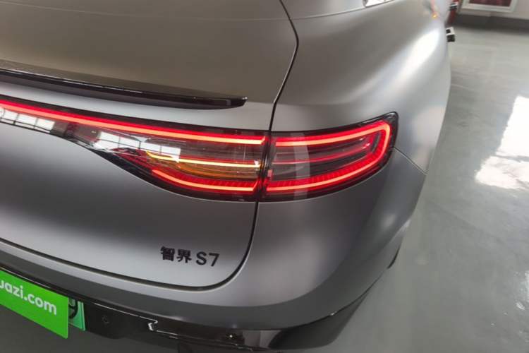 Used Hima Luxeed S7 2026 Model Max Right Rear Taillight