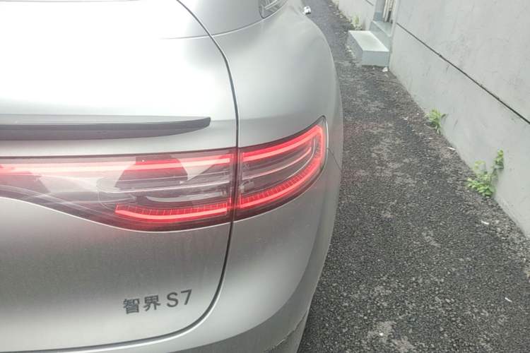 Used Hima Luxeed S7 2026 Model Ultra Right Rear Taillight