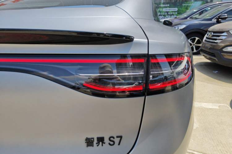 Used Hima Luxeed S7 2026 Model Ultra Right Rear Taillight