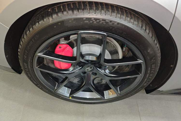 Used Hima Luxeed S7 2026 Model Ultra Right Rear Wheel Hub