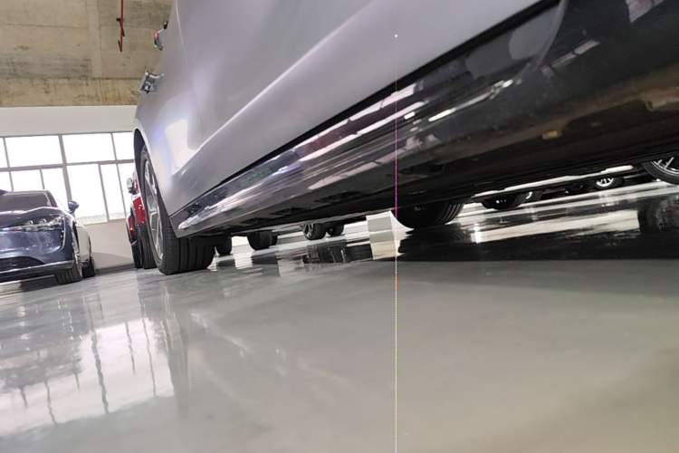 Used Hima Luxeed S7 2026 Model Max Right Side Sill