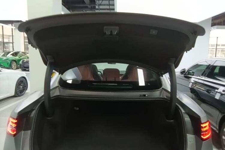 Used Hima Luxeed S7 2026 Model Ultra Trunk