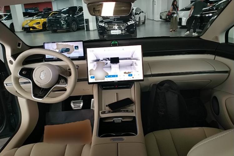 Used Hima Luxeed S7 2026 Model Max+ Center Console