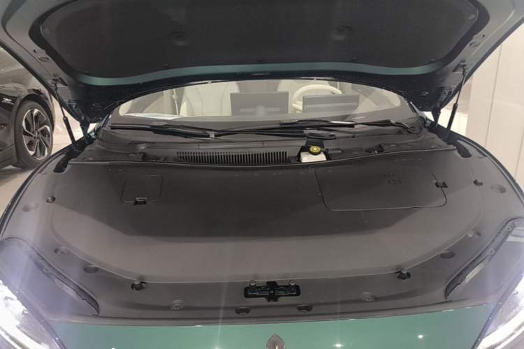 Used Hima Luxeed S7 2026 Model Max+ Engine Bay