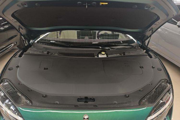 Used Hima Luxeed S7 2026 Model Max Engine Bay