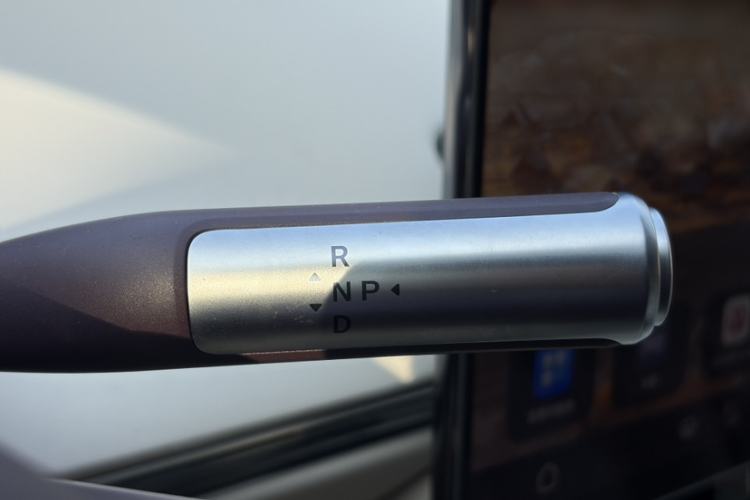 Used Hima Luxeed S7 2026 Model Max Gear Lever