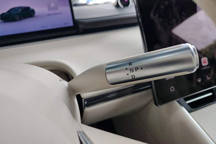 Used Hima Luxeed S7 2026 Model Max+ Gear Lever