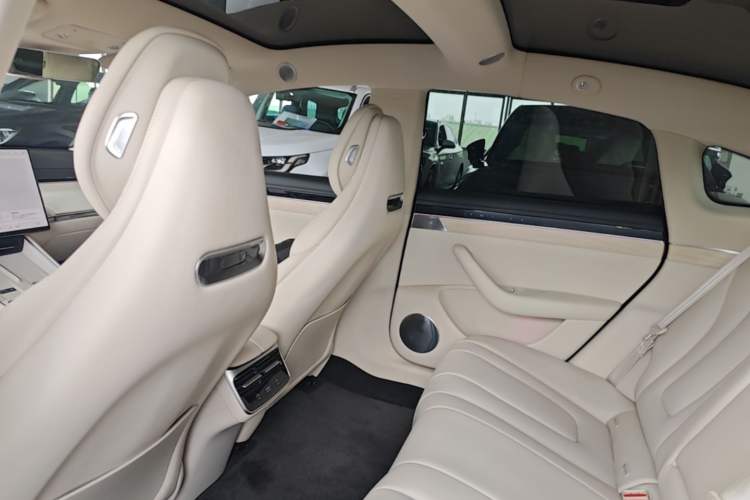 Used Hima Luxeed S7 2026 Model Max Headliner