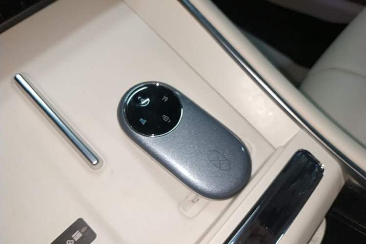 Used Hima Luxeed S7 2026 Model Max Interior 1
